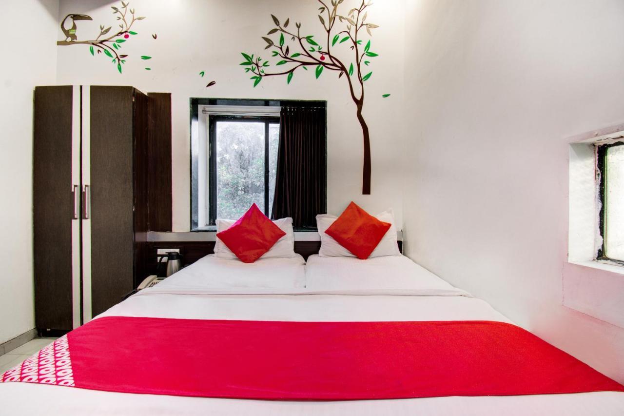 Oyo 11548 Hotel Mrunal Palace Aurangábád Kültér fotó
