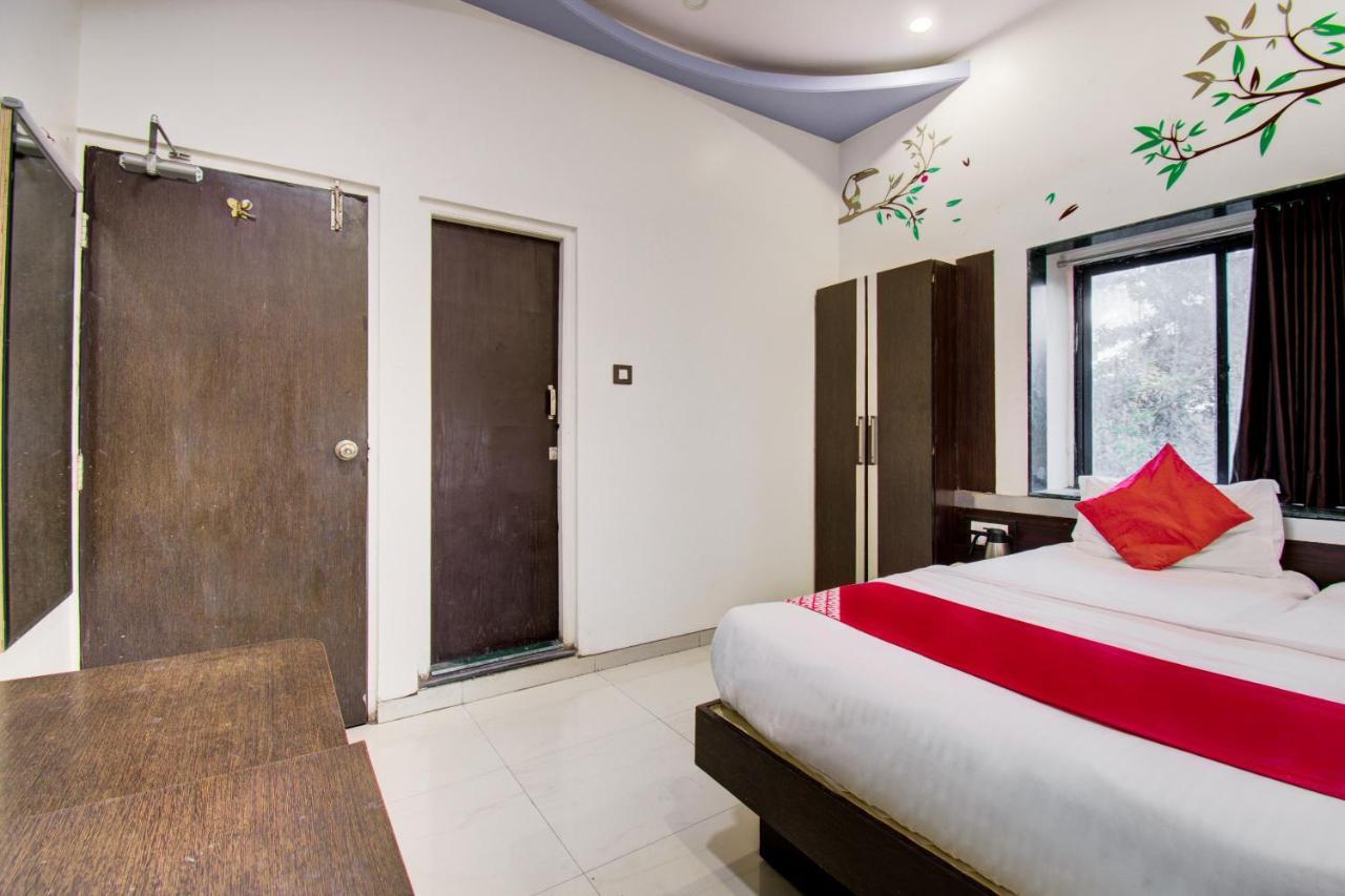 Oyo 11548 Hotel Mrunal Palace Aurangábád Kültér fotó